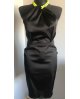Saténové elastické sexy šaty s holými zády, zdobené lehkým řetězem