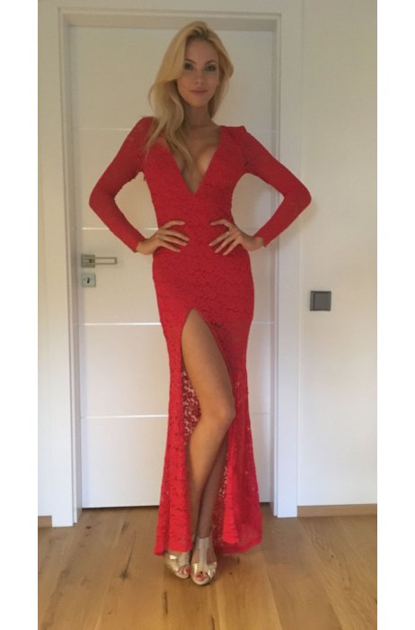 Červené dlouhé sexy krajkové šaty